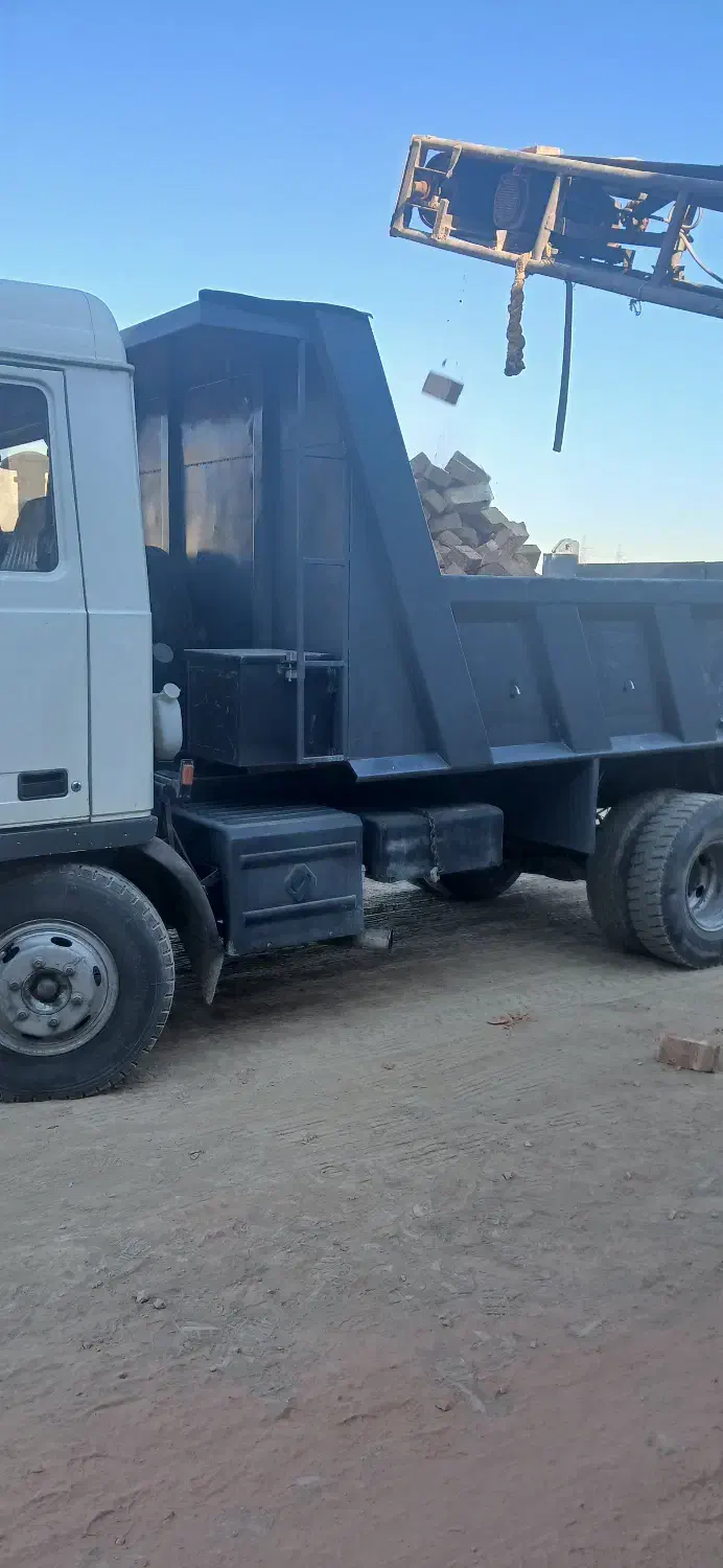 خاکبرداری با بابکت وبیل مکانیکی وکارگر|خدمات حمل و نقل|تهران, اکباتان|دیوار