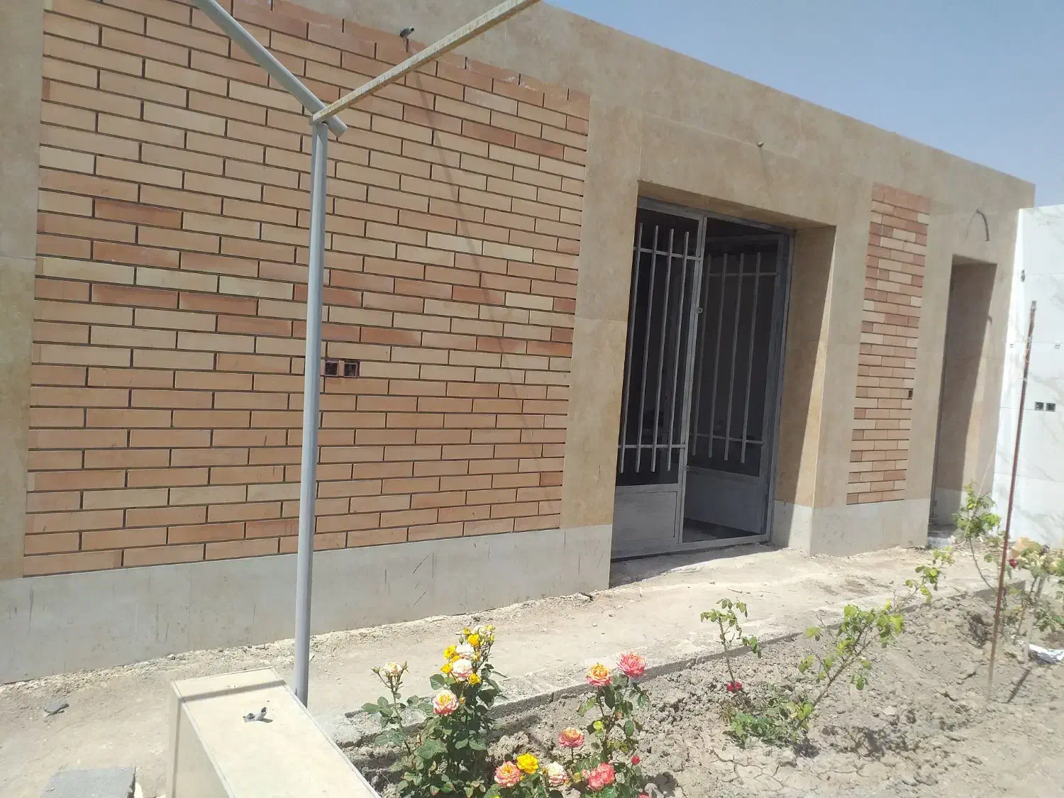 کارگرساختمانی نیازمندم|استخدام معماری، عمران و ساختمانی|اصفهان, خواجه عمید|دیوار