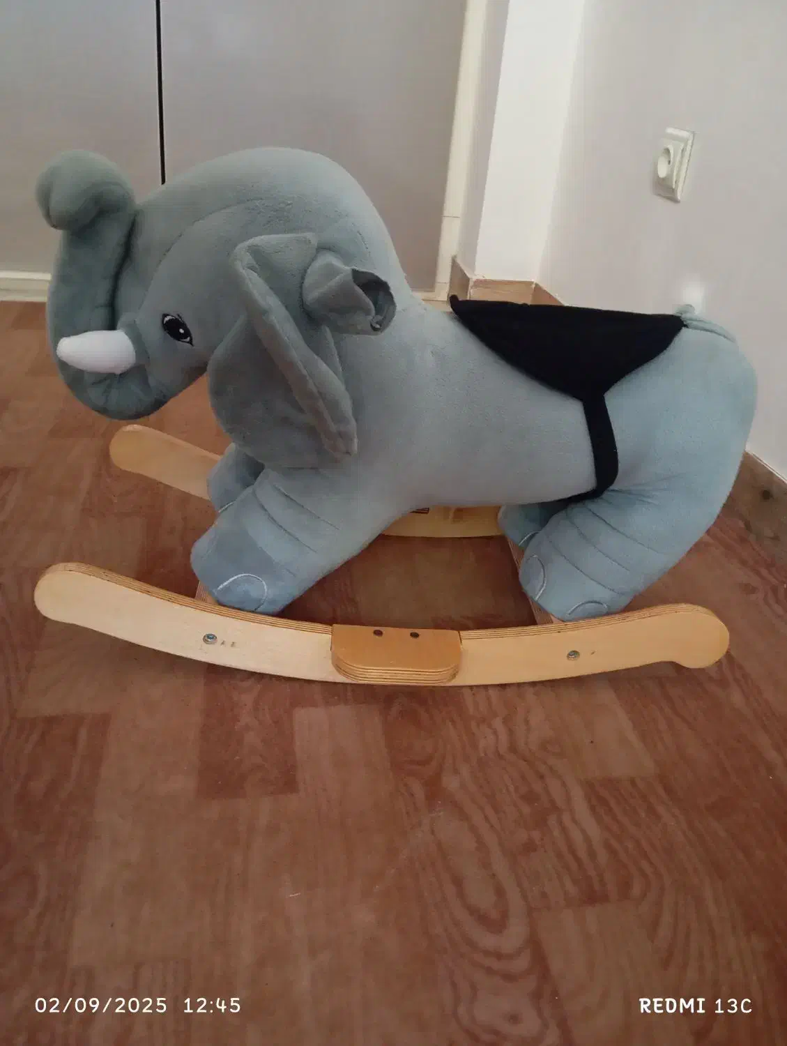 اسباب بازی راکر فیلی|اسباب و اثاث بچه|لاهیجان, لیالستان|دیوار