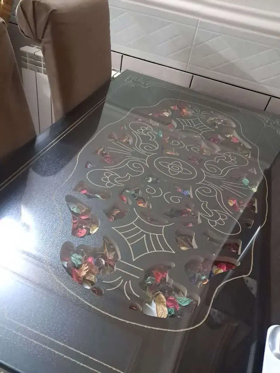 میز غذاخوری|میز و صندلی غذاخوری|دامغان, |دیوار