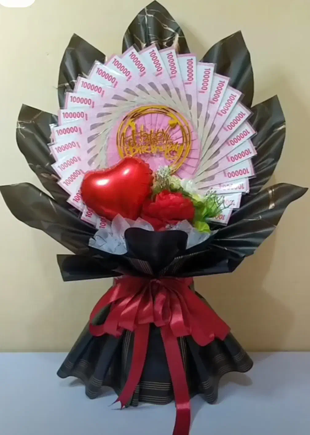 پول آرایی،هدیه،گل آرایی تشریفات باکس گل دسته گل|خدمات پذیرایی، مراسم|قم, بنیاد|دیوار