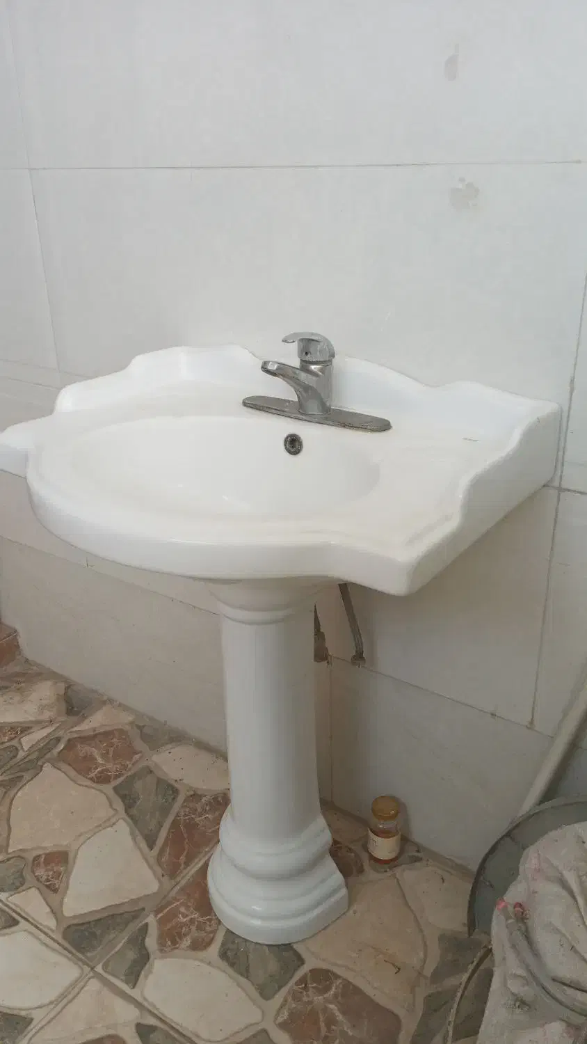 روشویی سرامیکی جنس درجه یک|لوازم سرویس بهداشتی|شوش, |دیوار