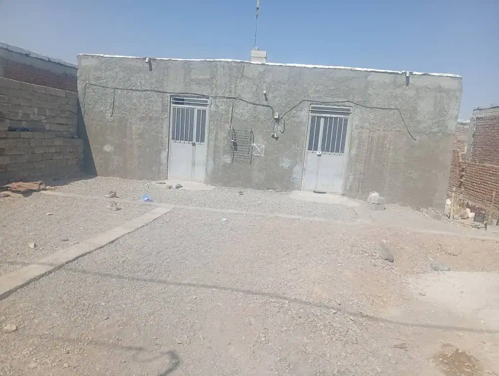 فروش خونه ویلایی نوساز نیمه کاره لادیز شهرک امیریه|فروش خانه و ویلا|لادیز, |دیوار