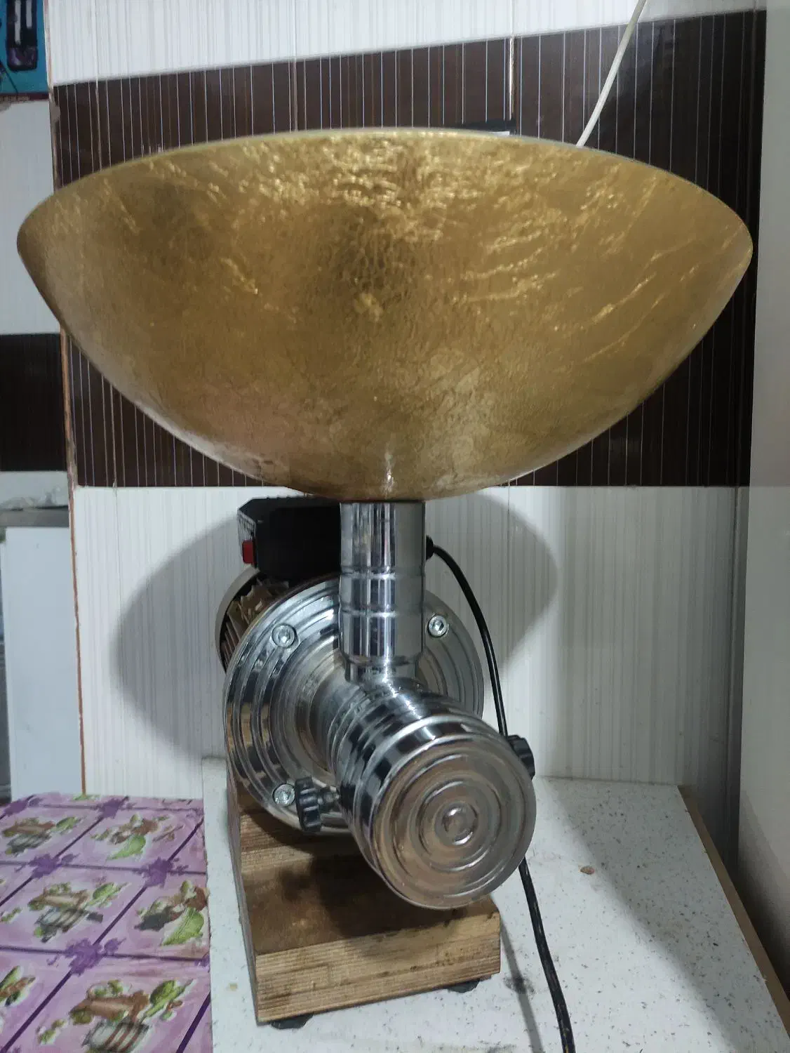 دستگاه کره گیری بادام زمینی|سایر لوازم برقی|شیراز, بعثت|دیوار