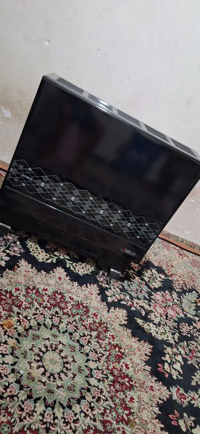 بخاری بزرگ نونو 8000 بدون استفاده شدن|بخاری، هیتر، شومینه|بم, |دیوار