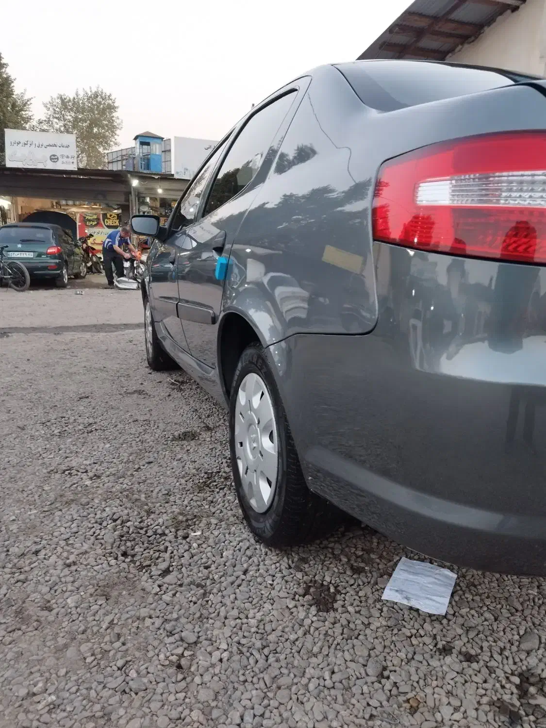 رانا 98 کارمندی بی رنگ|خودرو سواری و وانت|رشت, فلسطین|دیوار