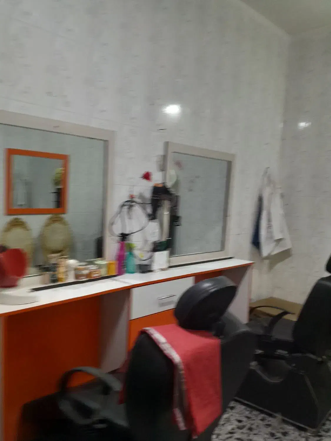 آرایشگاه مردانه معصوم اباد فرخی سی یک|فروشگاه و مغازه|زابل, |دیوار