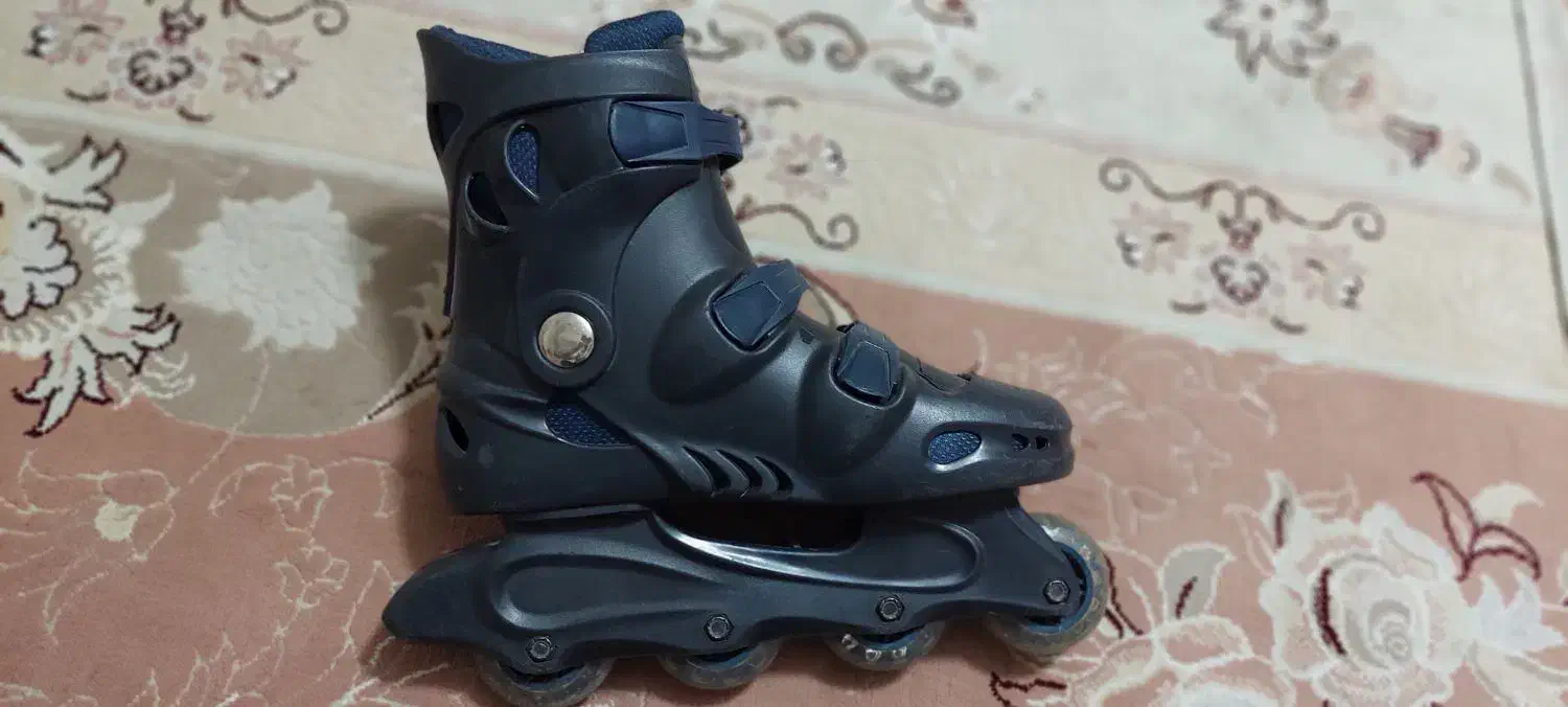 اسکیت سایز ۳۹  ۴۰ درحد نو استفاده نشده|دوچرخه، اسکیت، اسکوتر|پرند, فاز ۵|دیوار