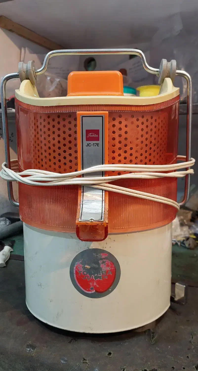 آبمیوه گیری توشیبا اصل ژاپن|آبمیوه‌گیر و آب‌مرکبات‌گیر|کازرون, |دیوار