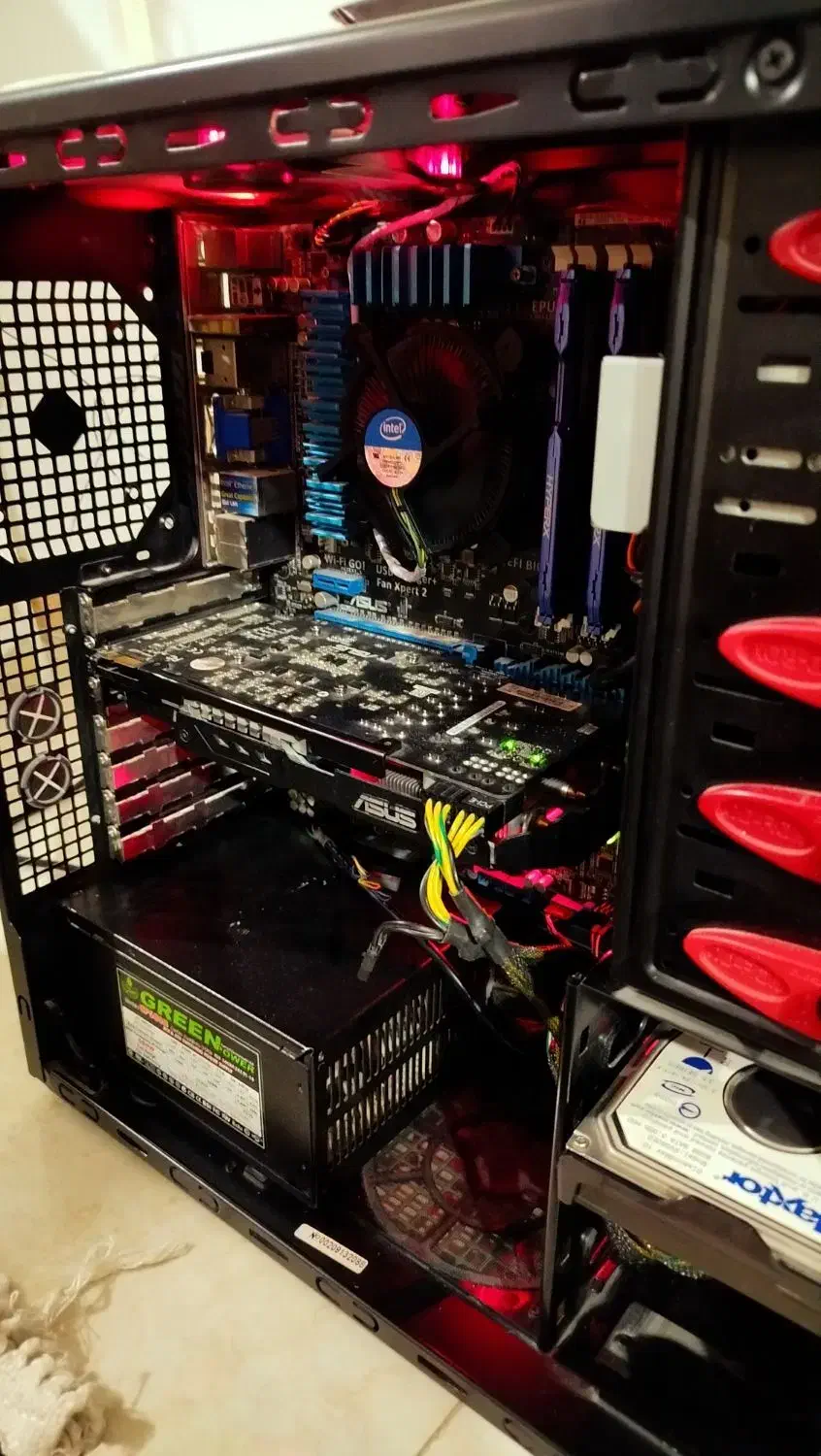 کیس گیم و رندر i7|رایانه رومیزی|اندیشه, اندیشه فاز ۱|دیوار