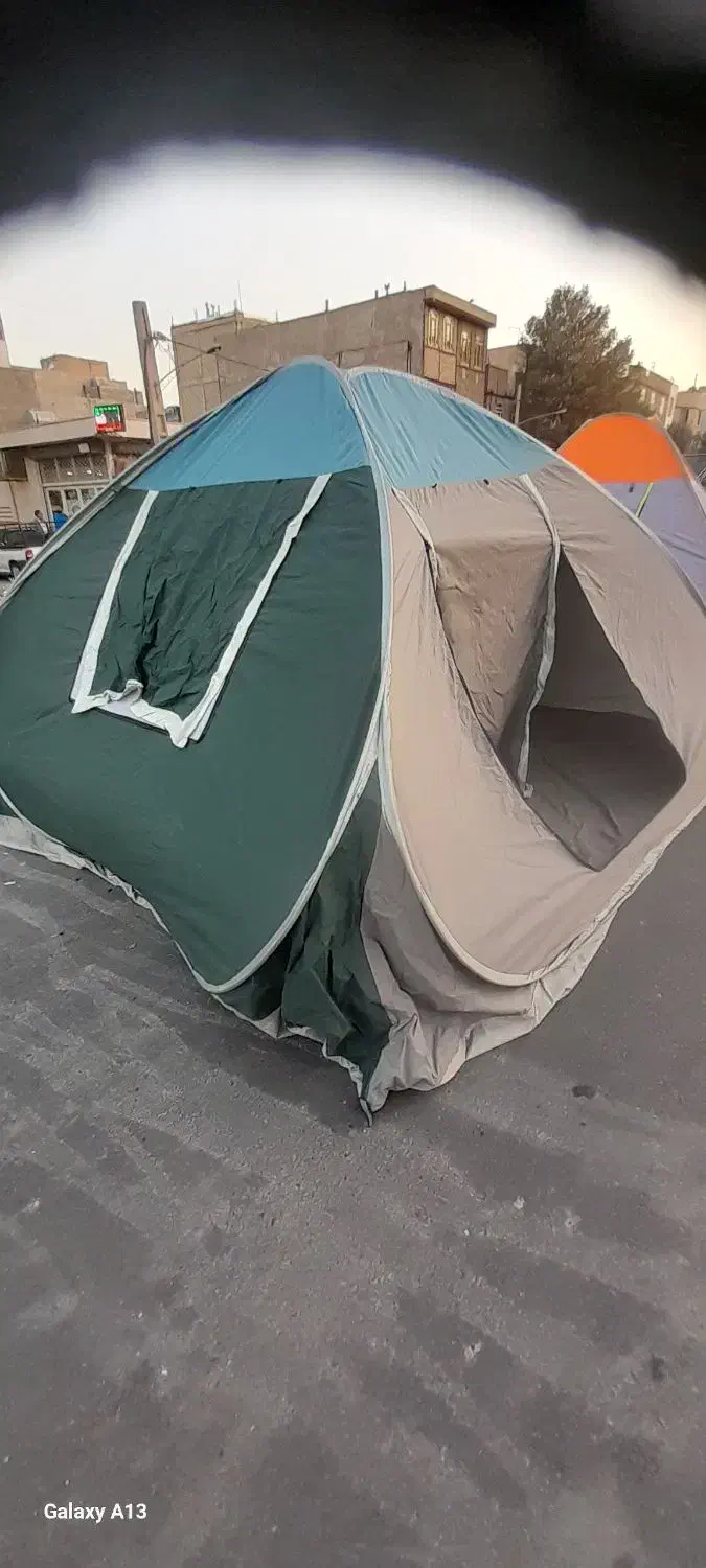 چادر مسافرتی ۱۰ نفره درحد نو|کوهنوردی و کمپینگ|نسیم‌شهر, |دیوار