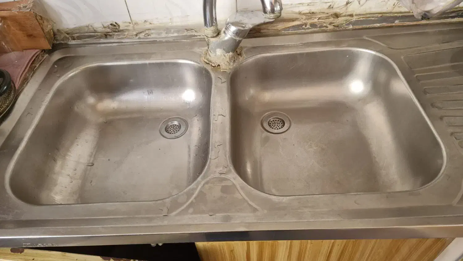 سینک|مصالح و تجهیزات ساختمان|مشهد, کارمندان دوم|دیوار