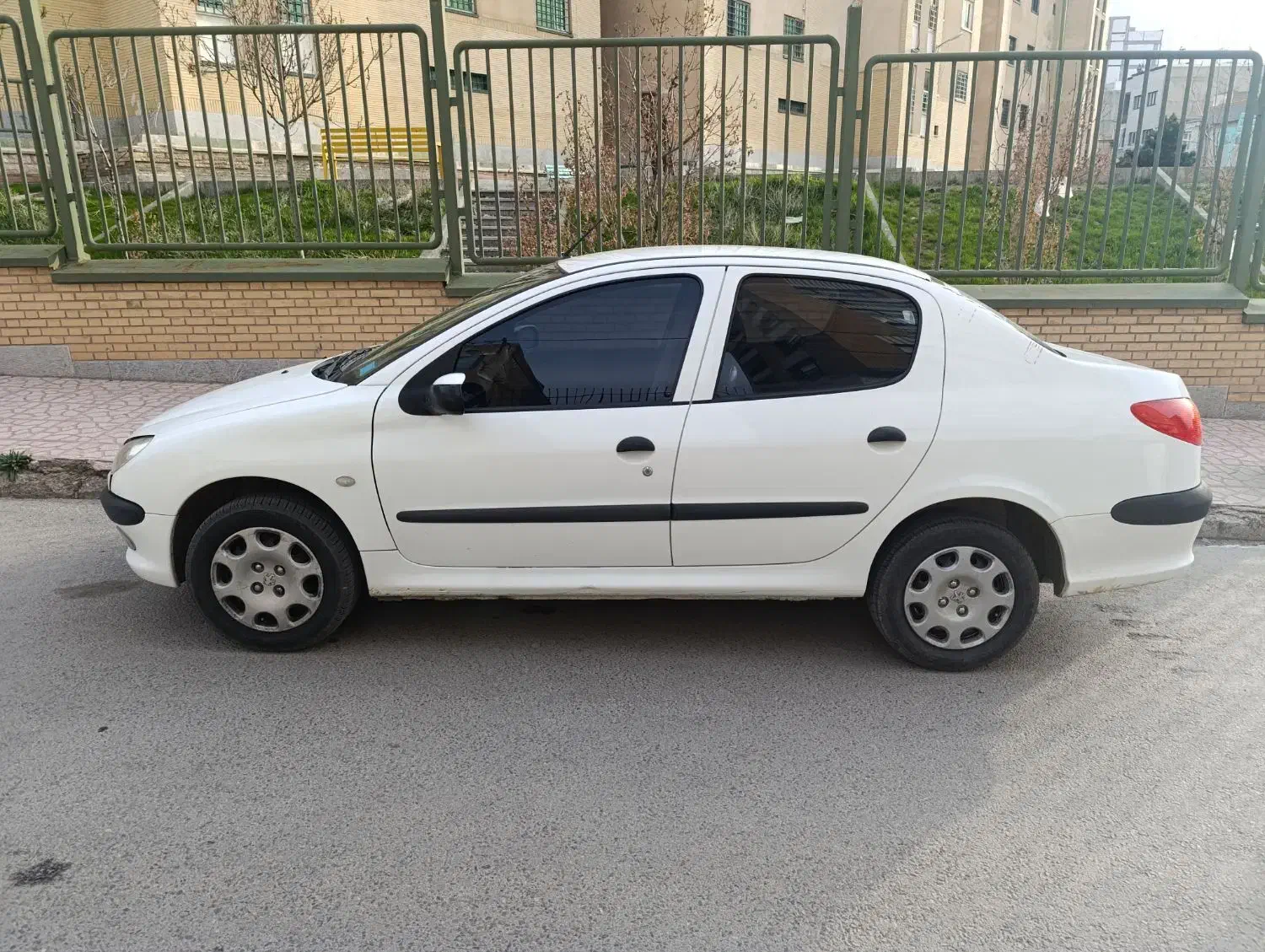 206sd|خودرو سواری و وانت|سنقر, |دیوار