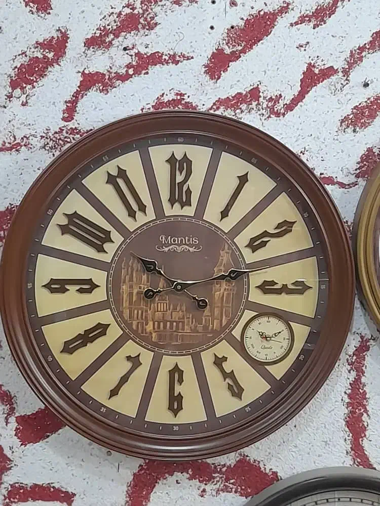 ساعت دیواری چوبی حراج|ساعت دیواری و تزئینی|سنندج, |دیوار