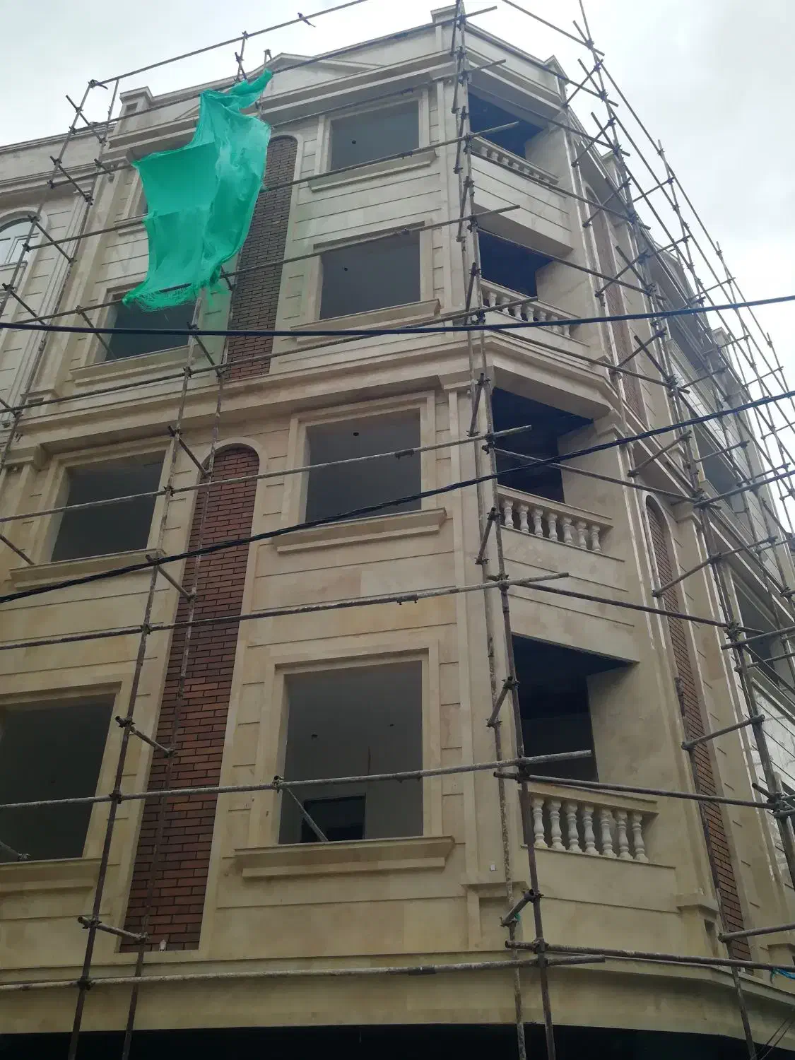 جانباز 30، 4واحدطبقه3دوخواب پارکینگ انبار آسانسور|پیش‌فروش املاک|گرگان, |دیوار