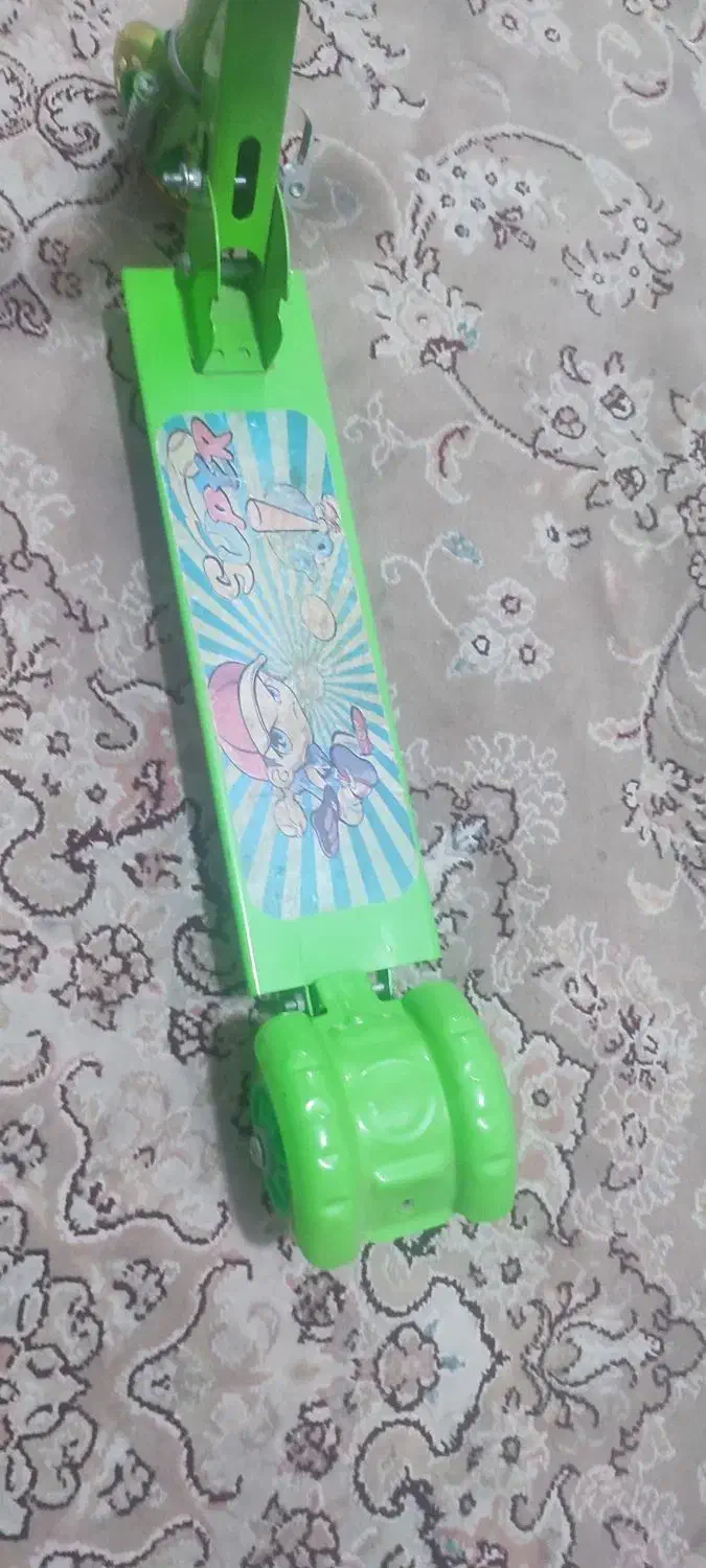 اسکوتر چرخ ژله ای|دوچرخه، اسکیت، اسکوتر|رشت, شهرک احمد خمینی|دیوار