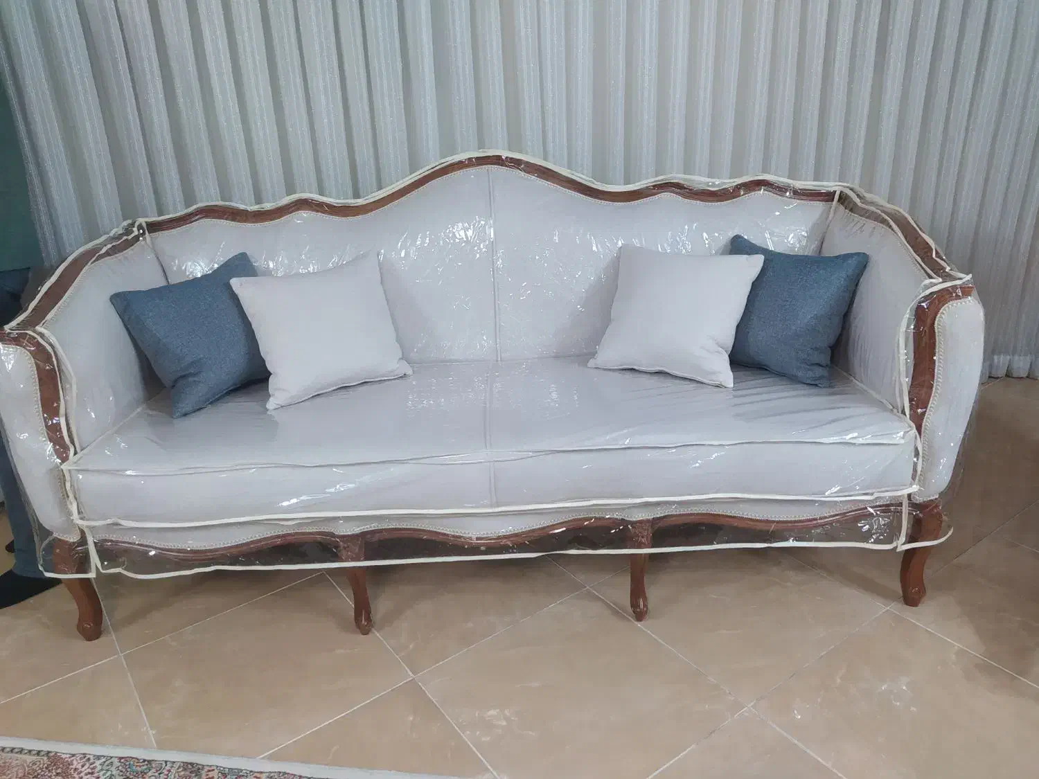 روکش مبل|عمده‌فروشی|آبیک, |دیوار