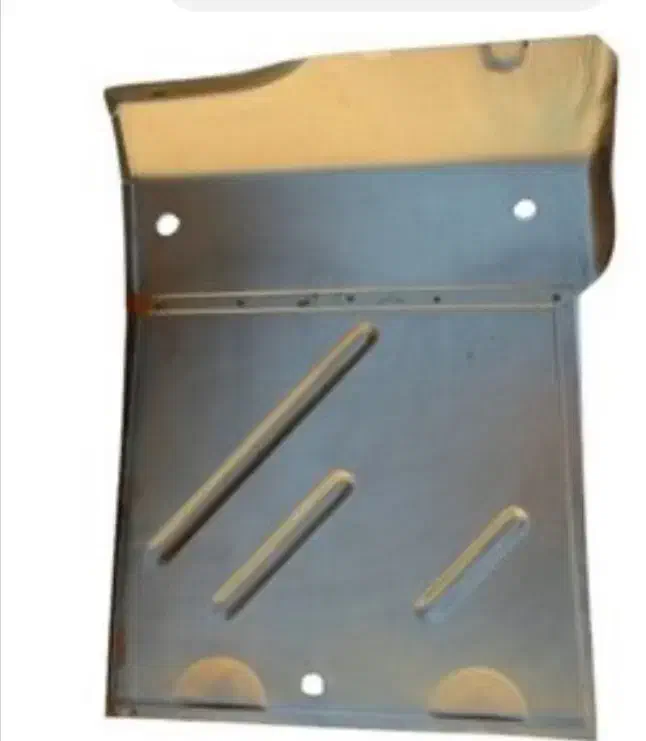 سینی جلو راست و چپ کف پا فلزی نو شرکتی پیکان|قطعات یدکی و لوازم جانبی|اصفهان, نصرآباد|دیوار