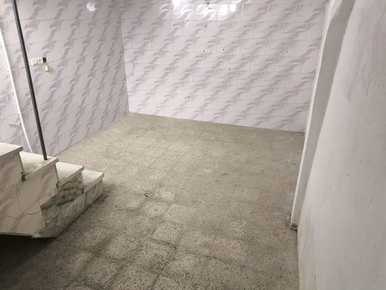 اجاره زیر زمینی در جانبازان (قاین)|اجارهٔ مغازه و غرفه|قائن, |دیوار