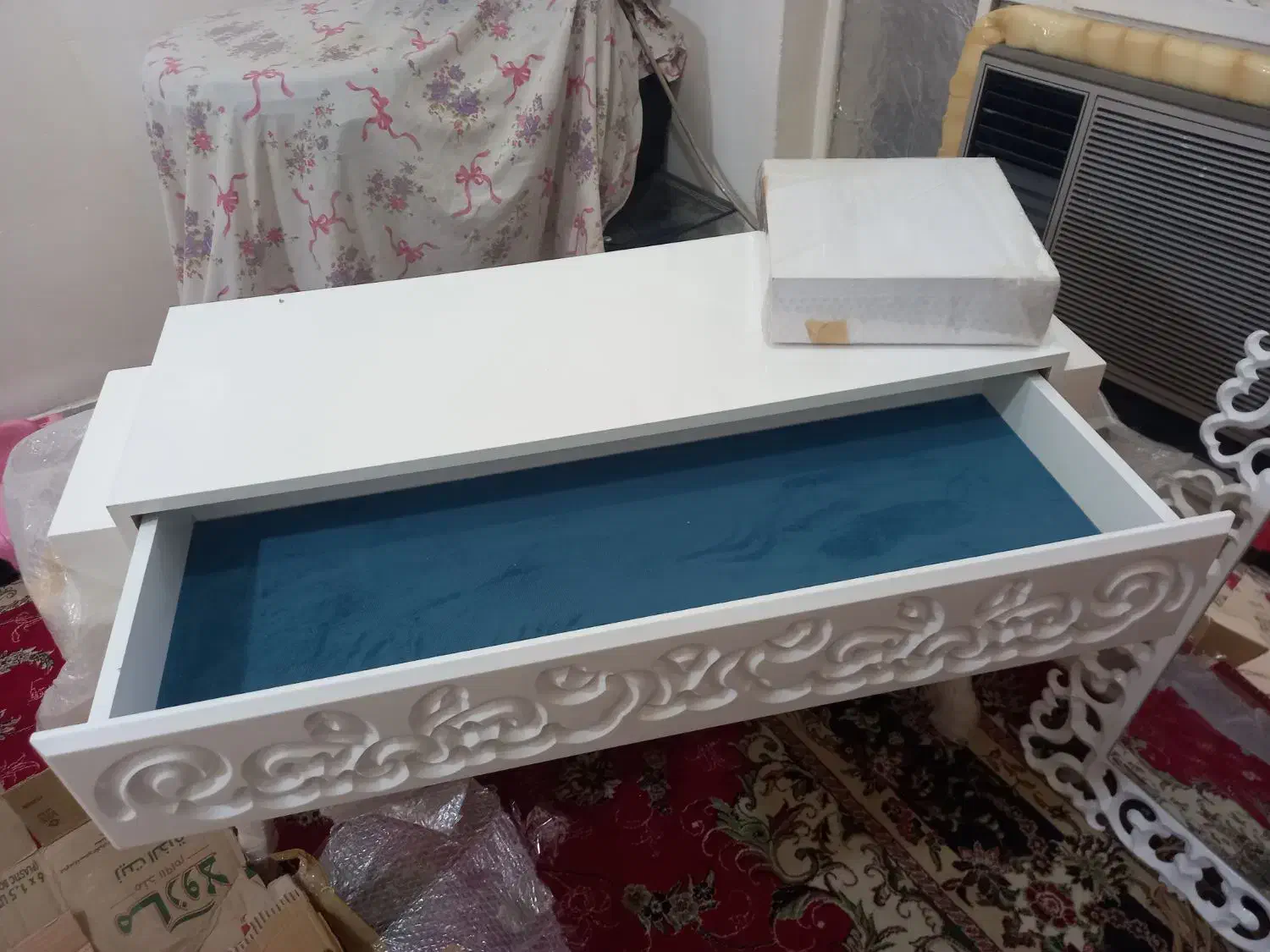 میز و آیینه|بوفه، ویترین، کنسول|بهبهان, |دیوار