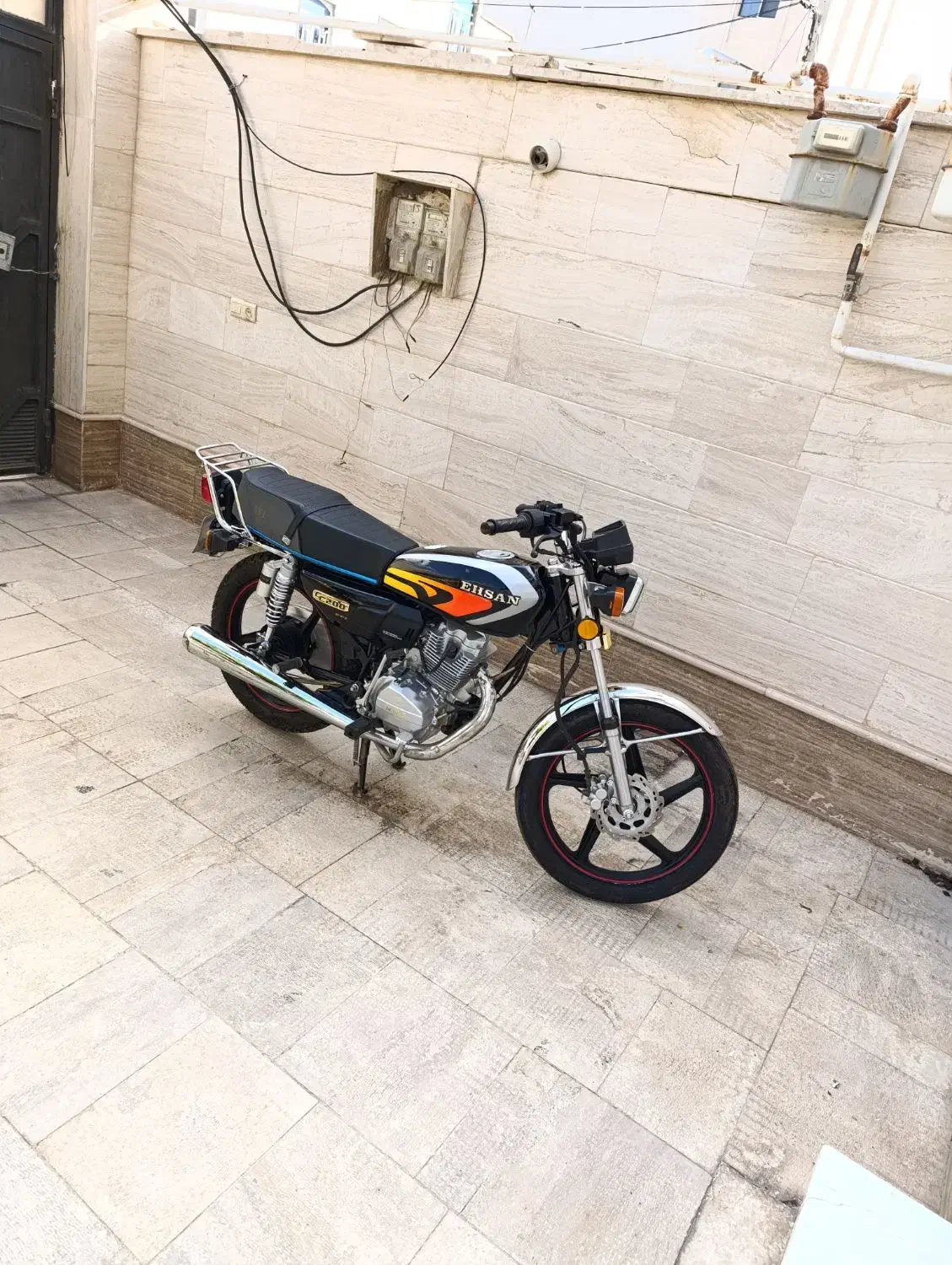 موتور200احسان مدل1402|موتورسیکلت|خمین, |دیوار