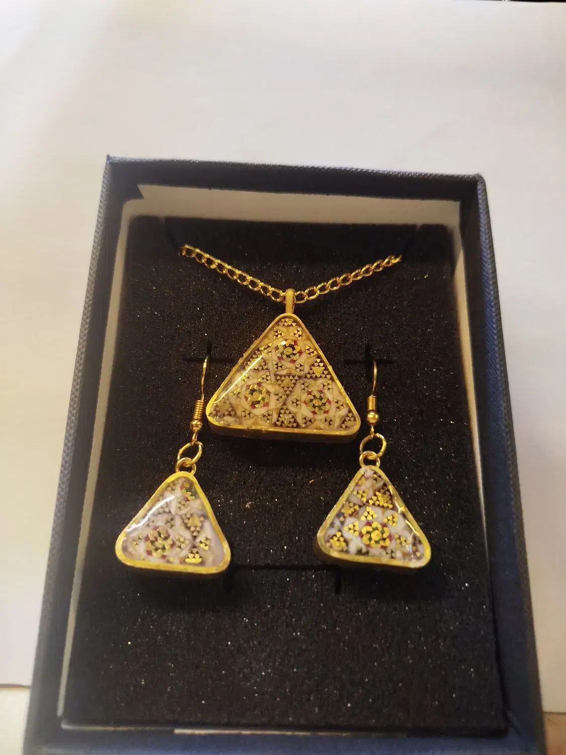 زیورآلات خاتم وپاسویچی|زیورآلات و اکسسوری|شیراز, سیاه سنگ|دیوار