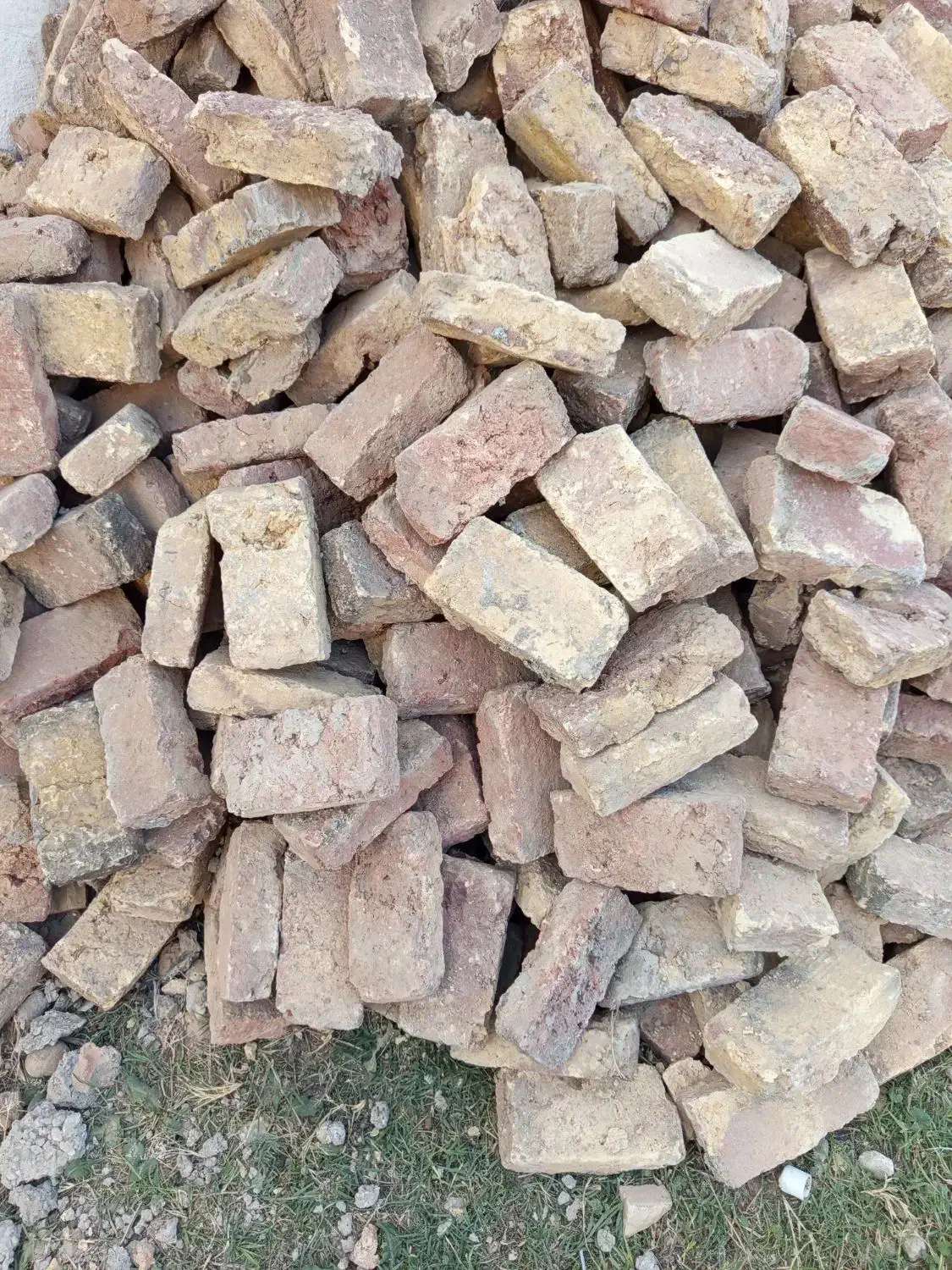 فروش آجر گری دست دوم ولی درحدصفر|مصالح و تجهیزات ساختمان|گنبد کاووس, |دیوار