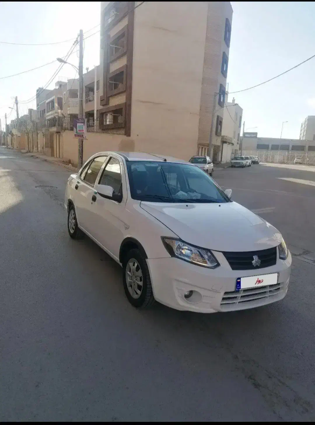 سایناEXمدل1401|خودرو سواری و وانت|کاشان, پشت شهربانی|دیوار