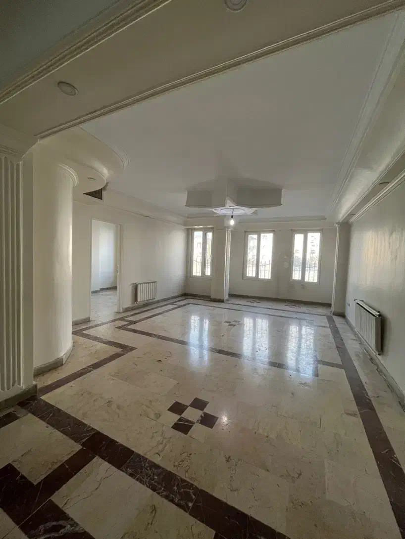 ۱۴۵ متری / دو پارکینگ / هم اداری هم مسکونی