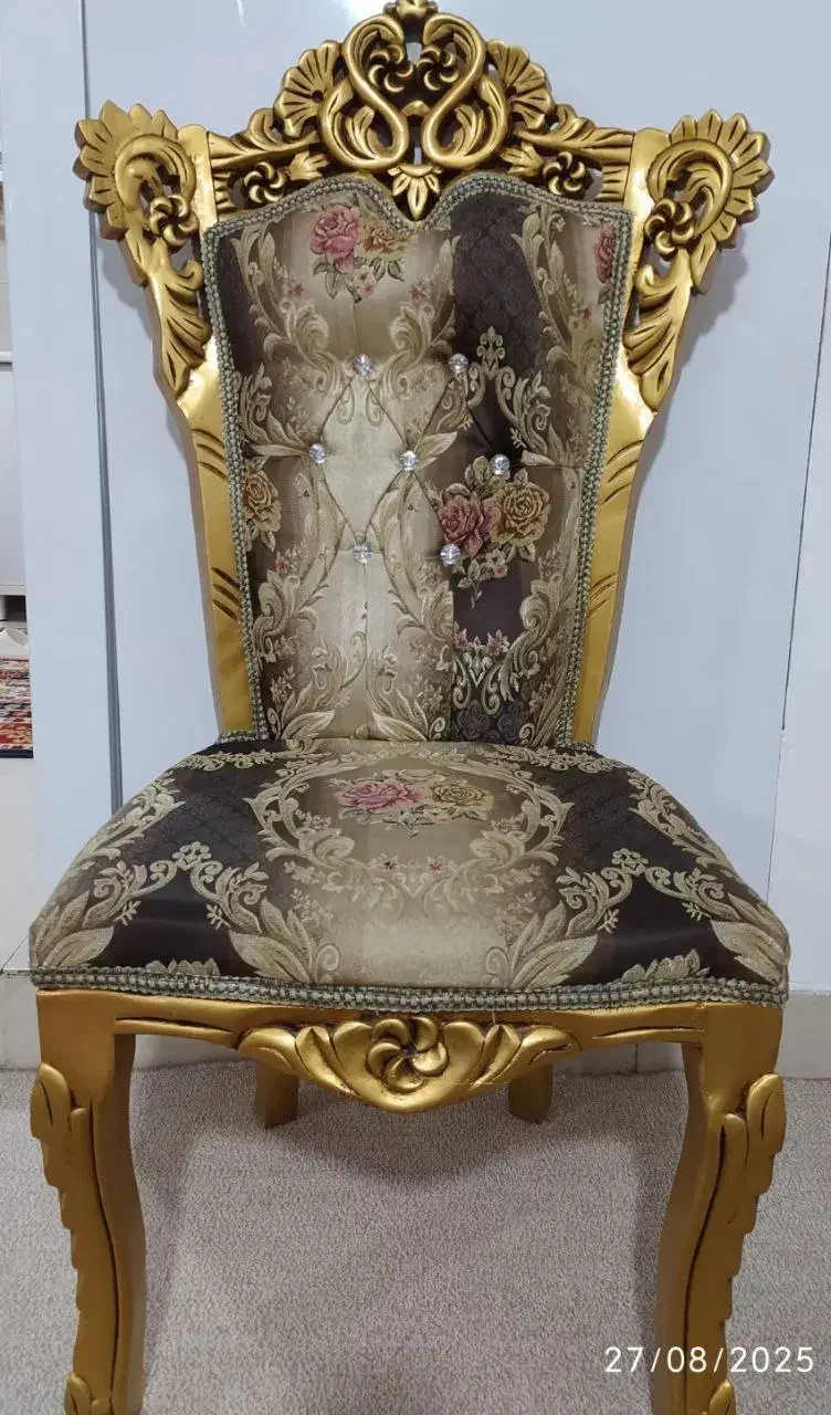 مبلمان سلطنتی تماما چوب گردو|مبلمان خانگی و میز عسلی|چابهار, |دیوار