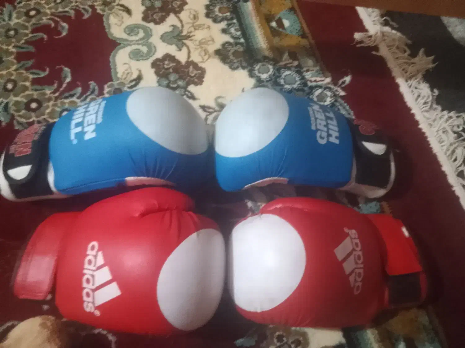 دستکش بوکس|تجهیزات ورزشی|یاسوج, |دیوار