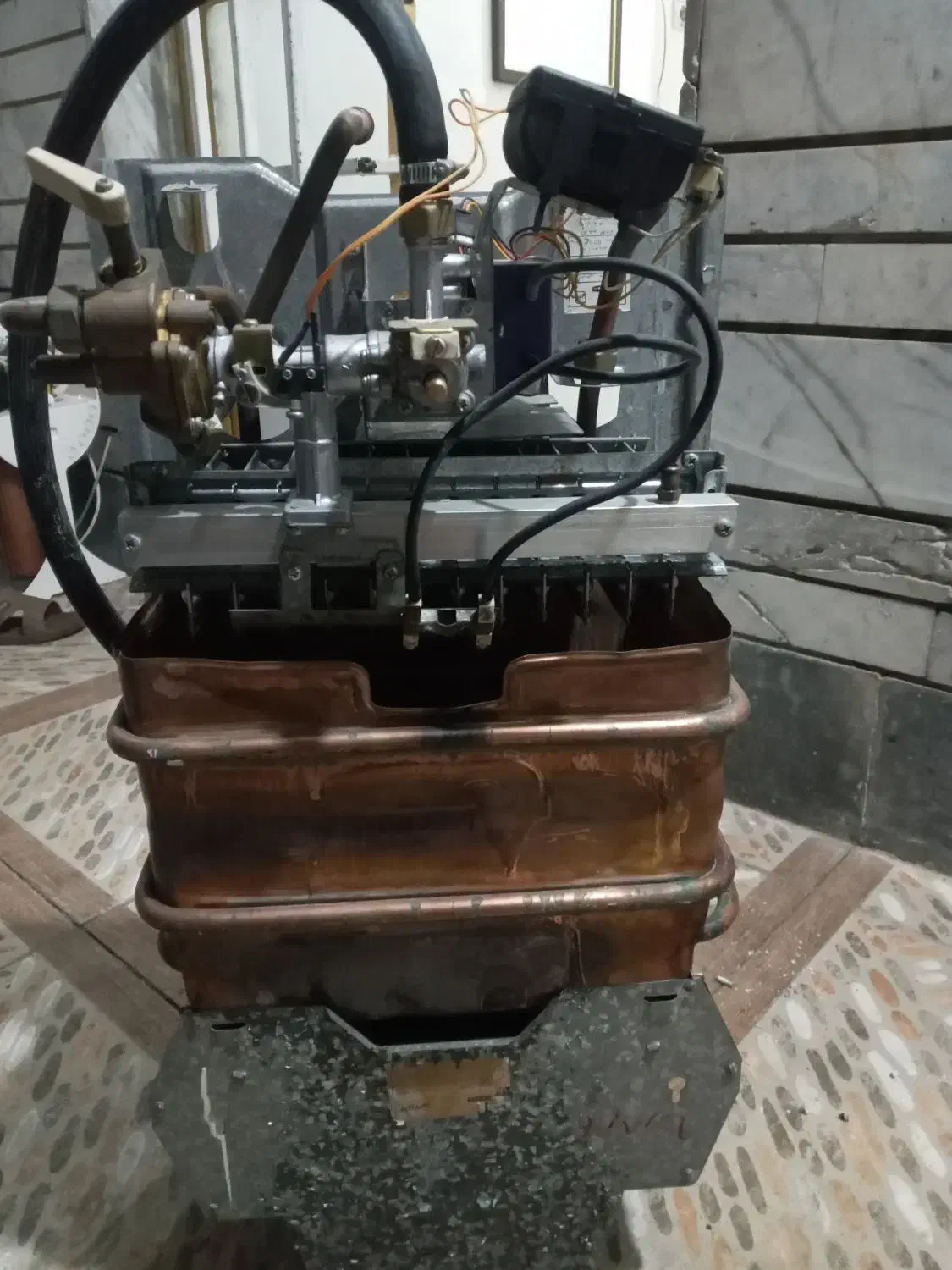 آبگرم کن بوتان|آبگرمکن، پکیج، شوفاژ|شیراز, شیخ علی چوپان|دیوار