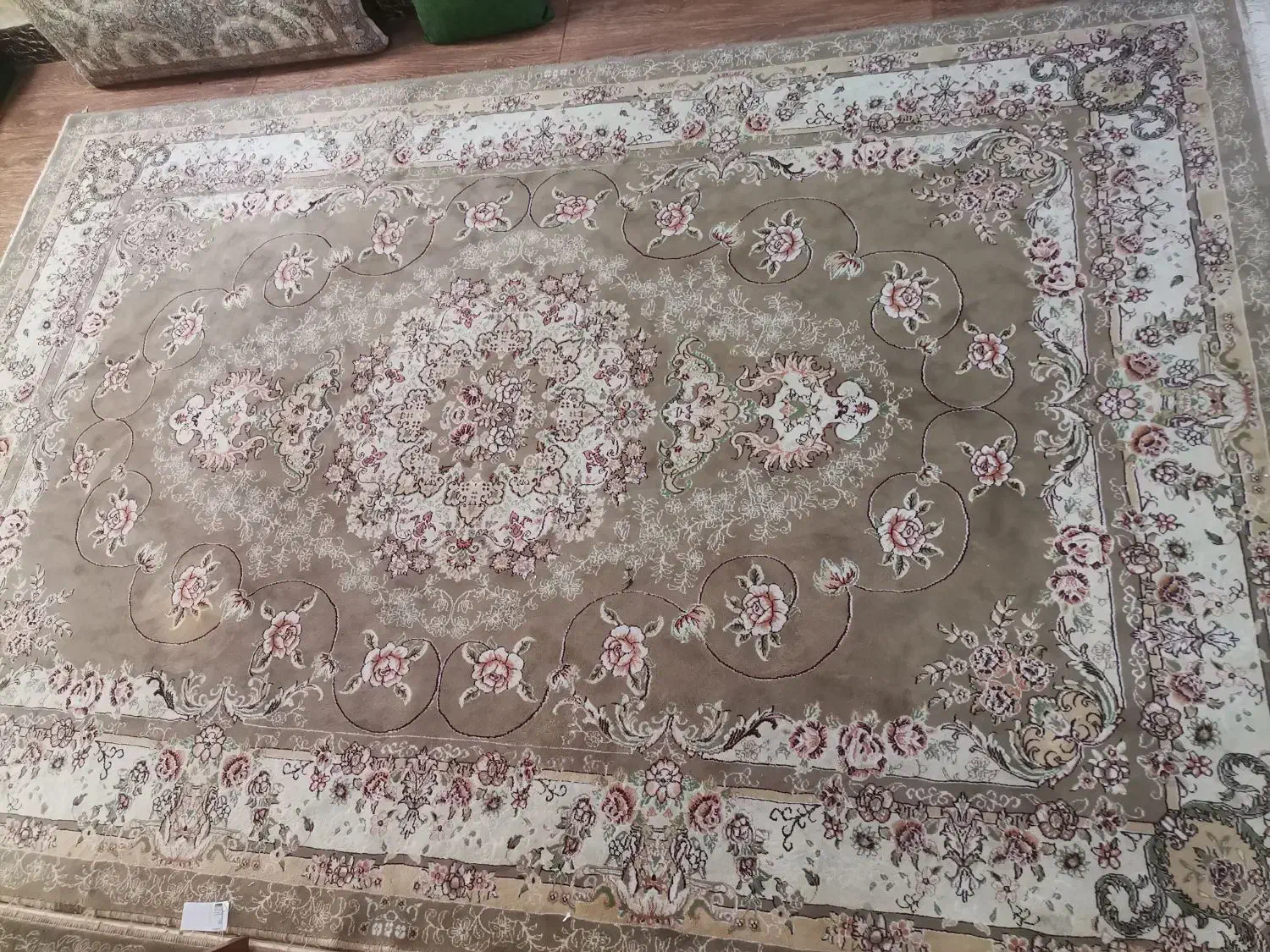 فرش|فرش|نیشابور, خط کاشمر|دیوار