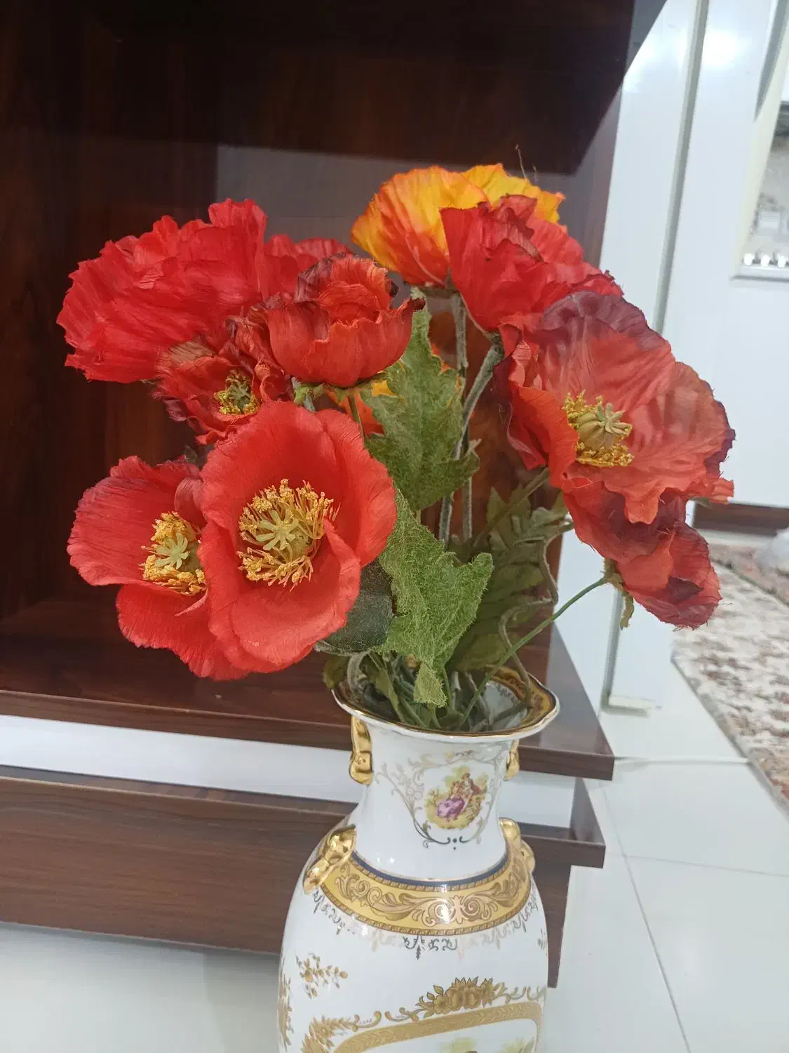 ۱۳شاخه گل شقایق|گل مصنوعی|بروجرد, |دیوار