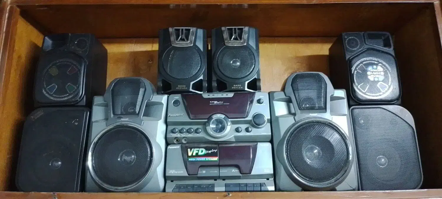 باند|صوتی و تصویری|رشت, قاسمیه|دیوار