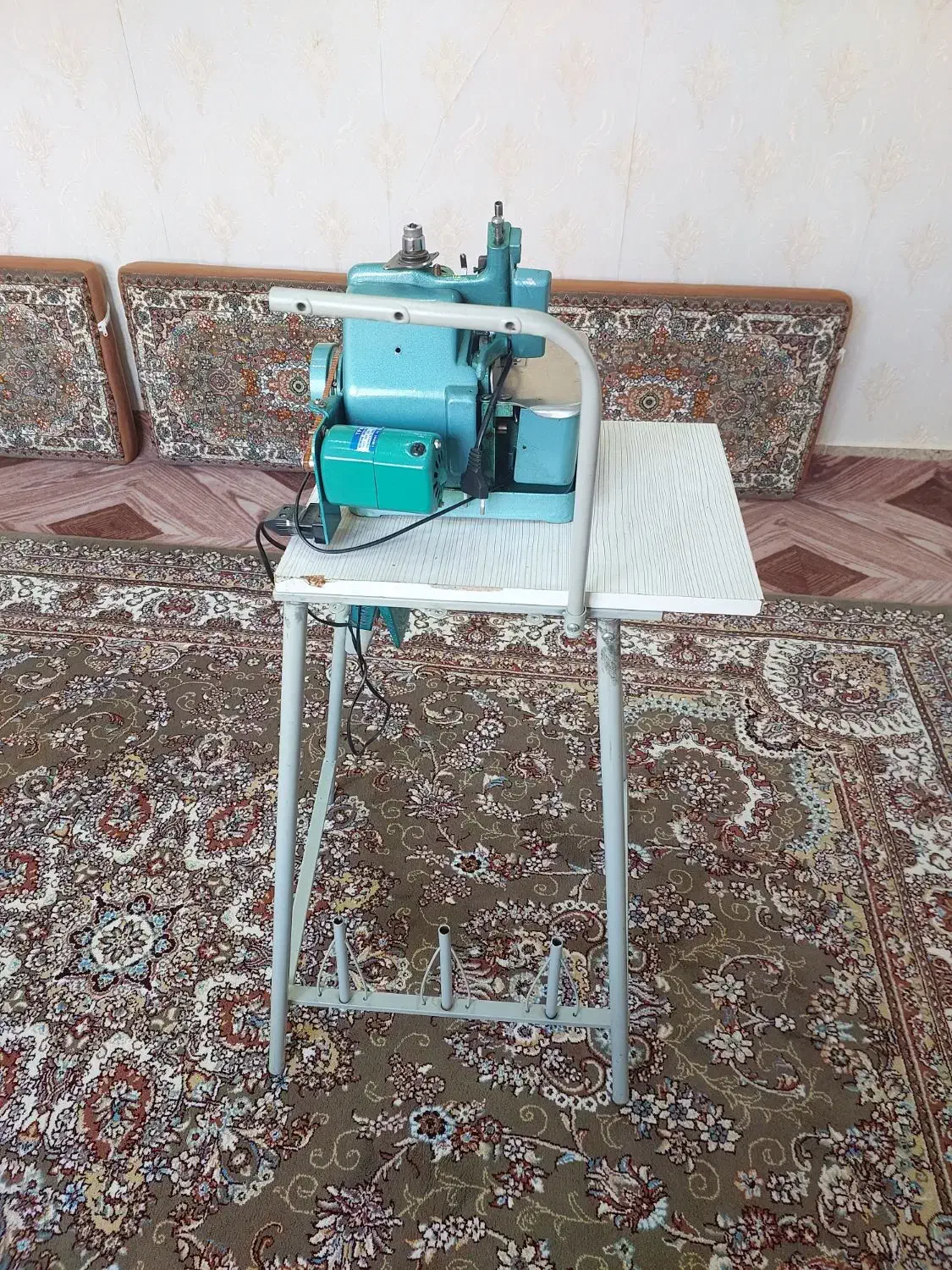 سردوز|چرخ خیاطی و ریسندگی|سقز, |دیوار