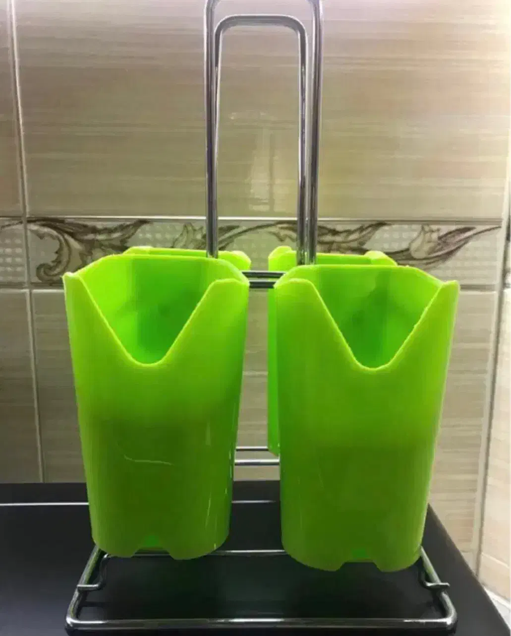 جا قاشقی چهار خانه|آب‌چکان و نظم‌دهنده ظروف|رشت, جهاد|دیوار