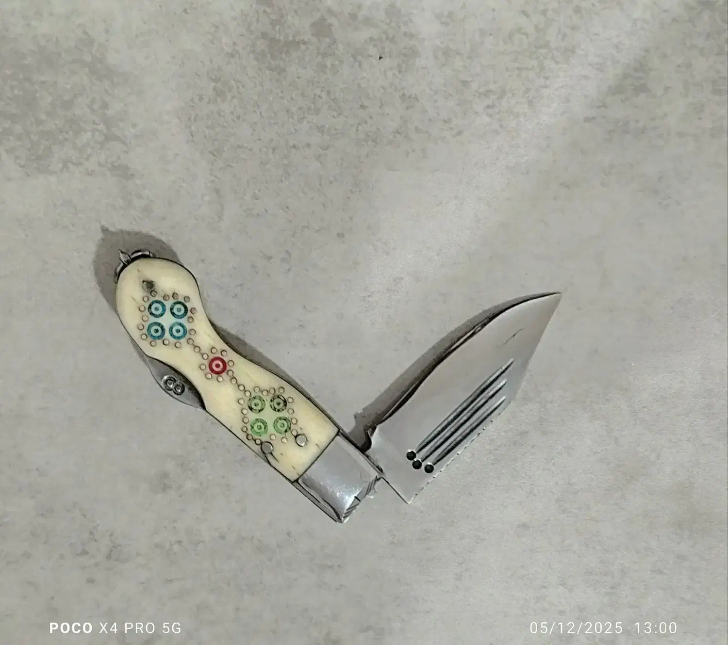 چاقوی بابا سایز کوچک|کلکسیون اشیاء عتیقه|ارومیه, |دیوار