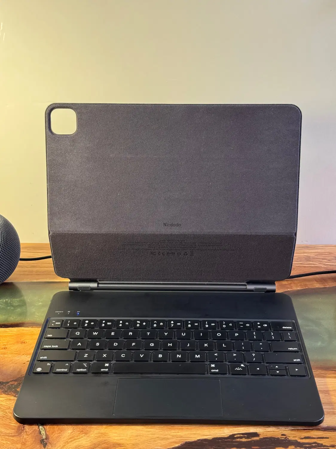 iPad Pro m5 - 13 inch Cellular + Magic Keyboard|تبلت|تهران, شهرک علم و فناوری|دیوار