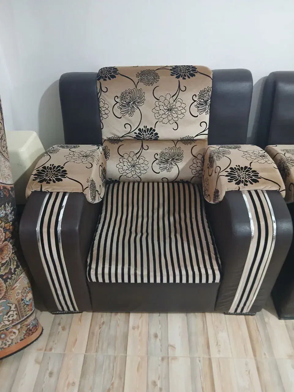 مبل هفتنفره|مبلمان خانگی و میز عسلی|ماسال, |دیوار