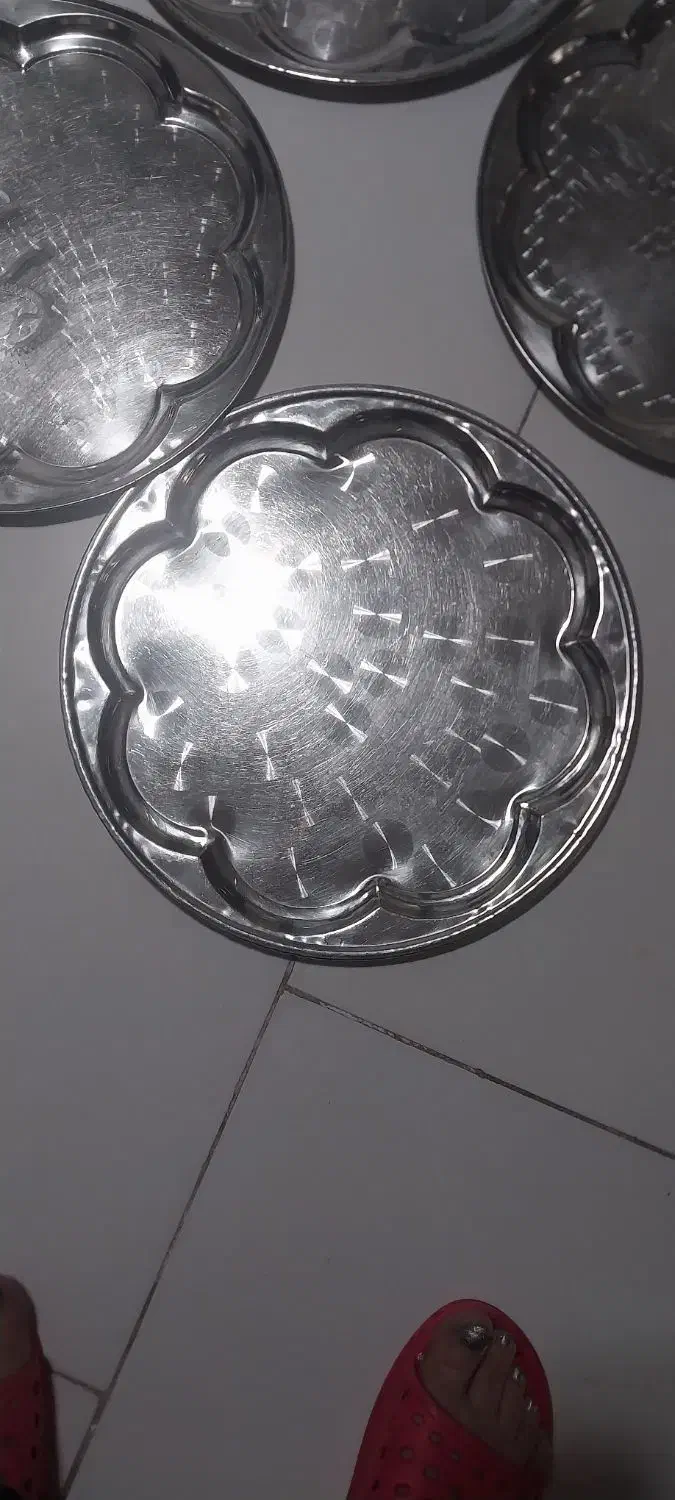 سینی های قدیمی|ظروف سرو و پذیرایی|فولادشهر, B8|دیوار