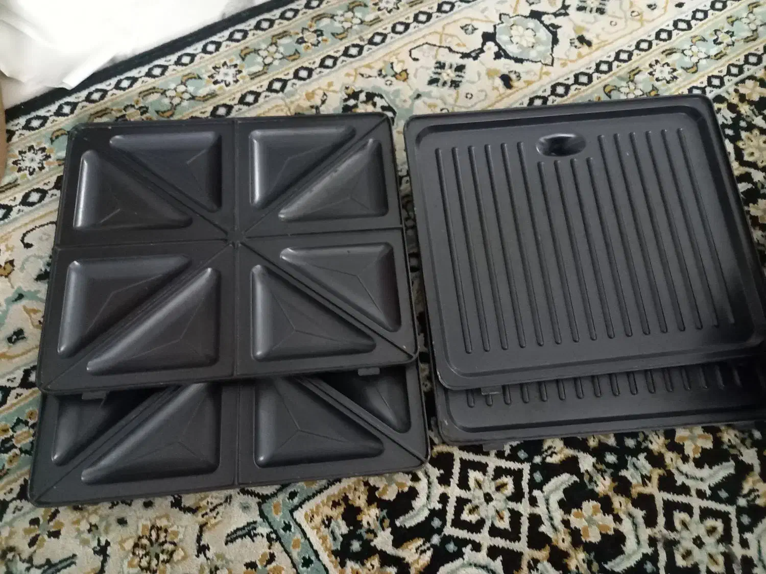 ساندویچ ساز و گریلBimerBm-402نیاز به یک تعمیر جزئی|اجاق گاز و لوازم برقی پختوپز|قائمشهر, |دیوار