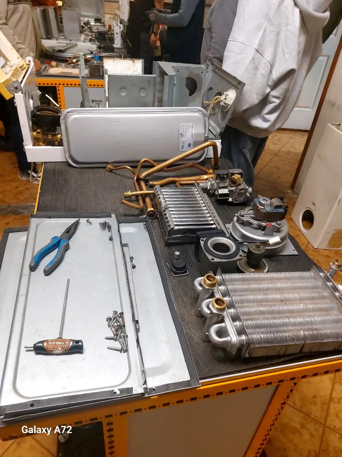 خرید و فروش پکیج دست دوم|آبگرمکن، پکیج، شوفاژ|پردیس, فاز ۸|دیوار