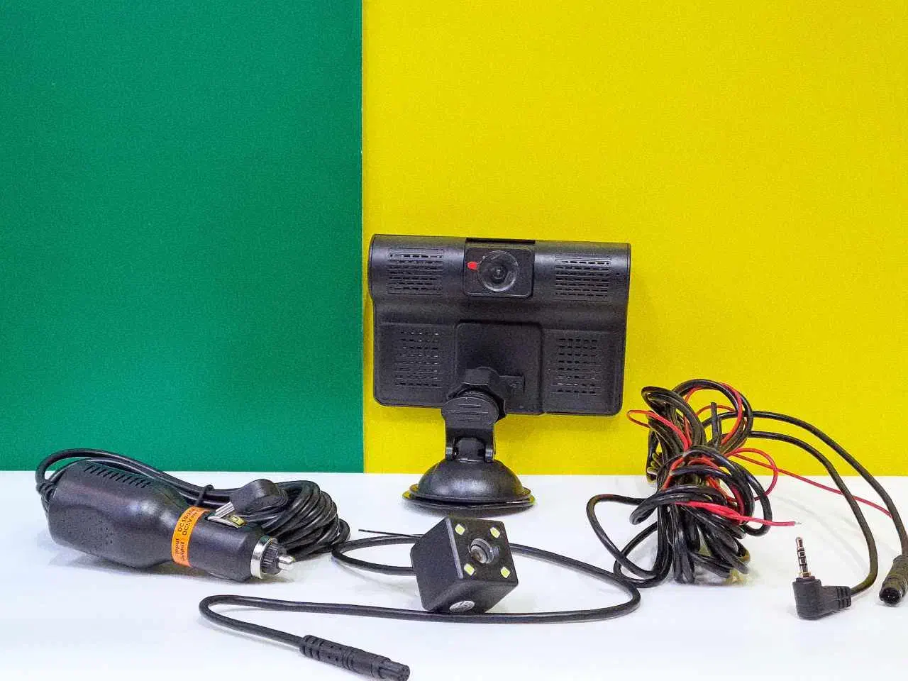 دوربین ثبت وقایع سه لنزه دوربین خودرو|دوربین مداربسته|بجنورد, |دیوار