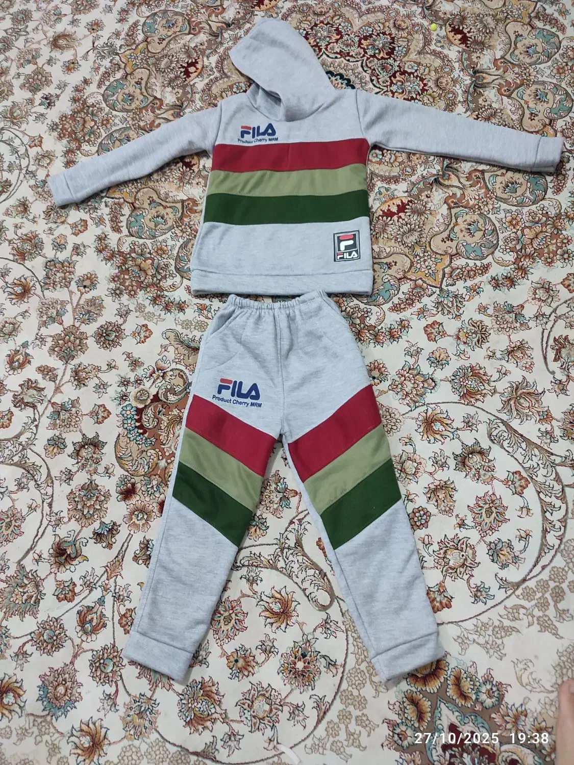 لباس تو کرکی|کفش و لباس بچه|فسا, |دیوار