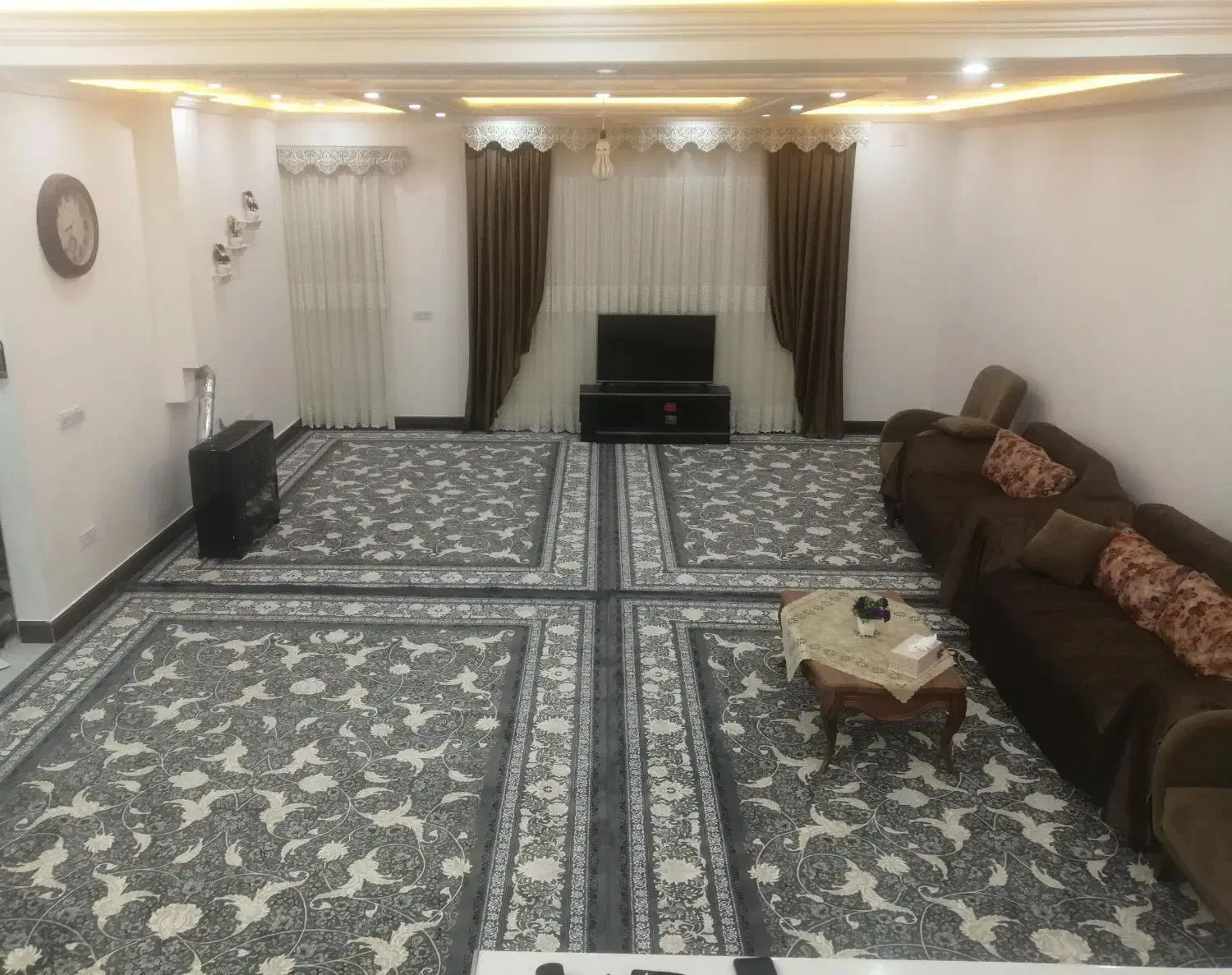 فروش ۵تخته فرش ۱۲متری۷۰۰شانه|فرش|یاسوج, |دیوار