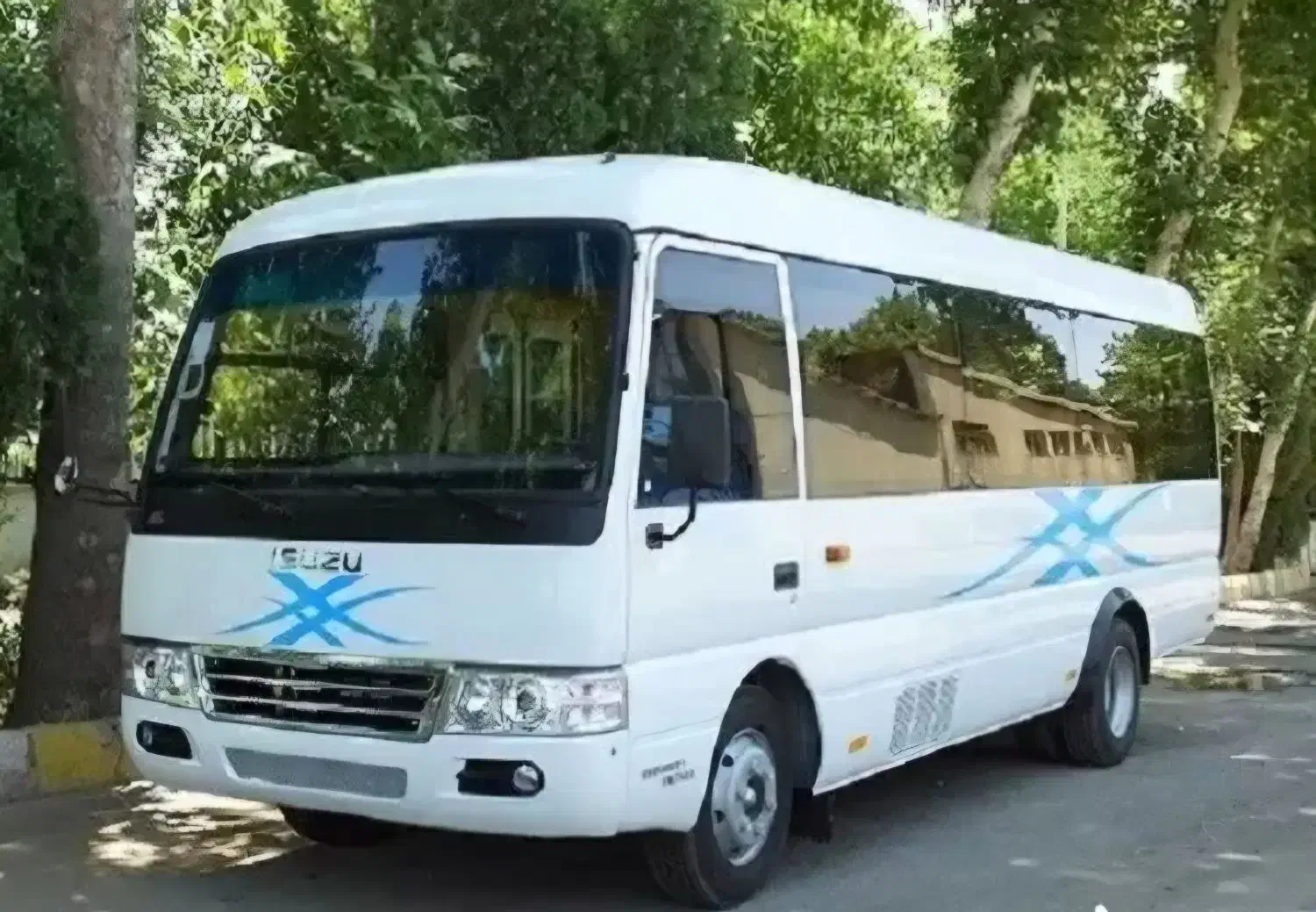 مینی بوس ایسوزو مدل ۹۶|خودرو سنگین|شیراز, وزیرآباد|دیوار