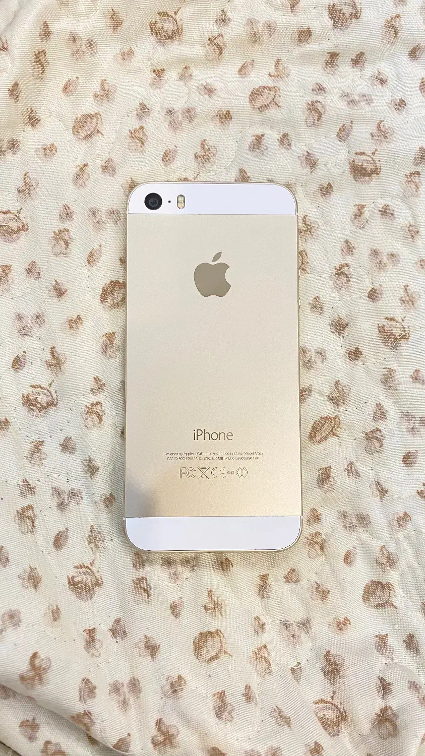 گوشی ایفون ۵ اس بسیار تمیز|موبایل|لنگرود, |دیوار