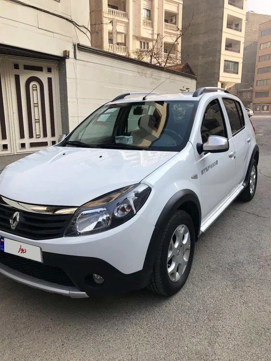 فروش ساندرو استپ وی|خودرو سواری و وانت|ارومیه, |دیوار