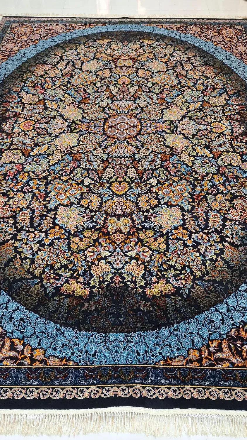 دو تخته فرش12متری700شانه سرمه‌ای|فرش|ایلام, |دیوار